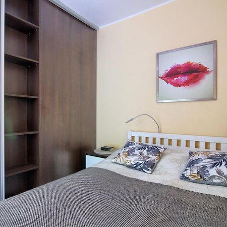 Apartament Bursztyn 2 Lägenhet Świnoujście Exteriör bild