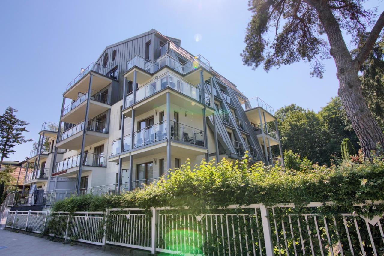 Apartament Bursztyn 2 Lägenhet Świnoujście Exteriör bild