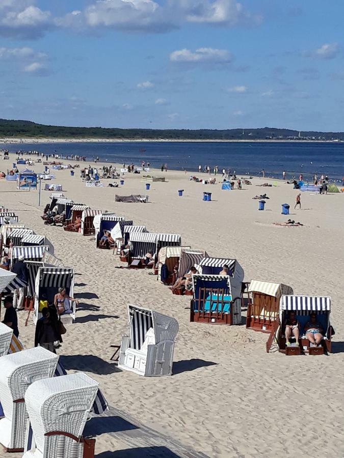 Apartament Bursztyn 2 Lägenhet Świnoujście Exteriör bild